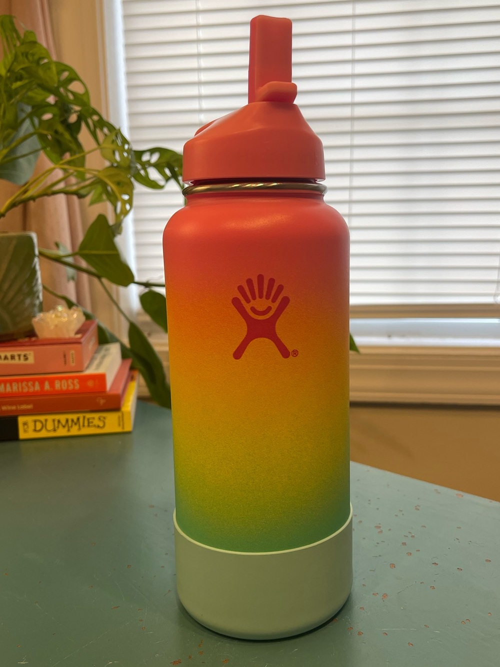 Hydro Flask 32oz Hawaiian Rainbow Gradient + Straw Lid & Blue Boot EUC